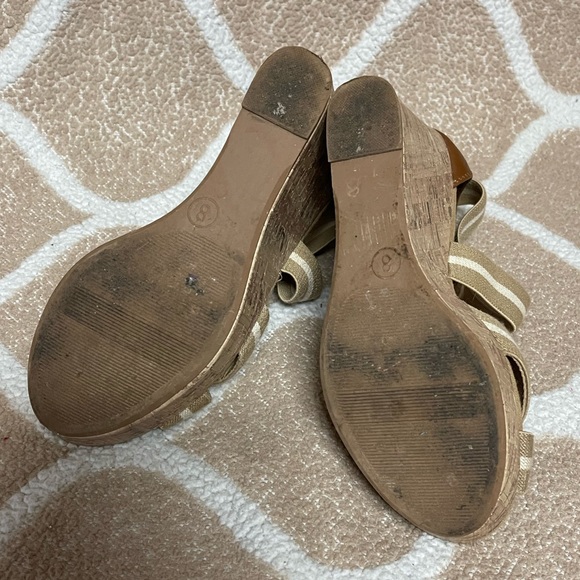 Tan Strap Wedges - Picture 14 of 15